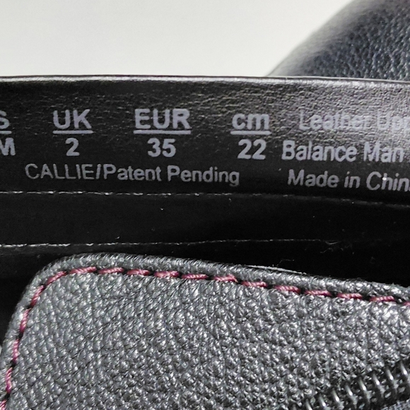 NATURALIZER Women's Callie Black Lace-Up Heeled Boots - 5M - Picture 5 of 9